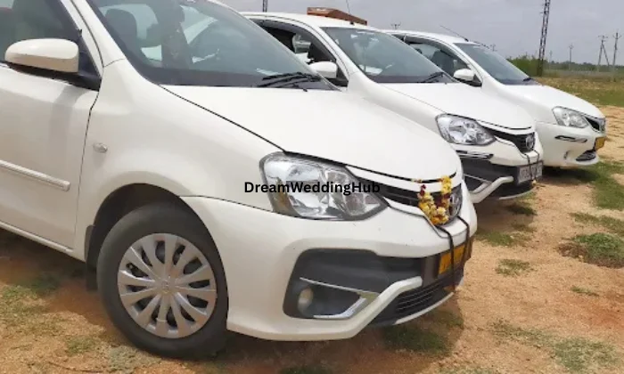 CAR TRAVELS DHARMAVARAM